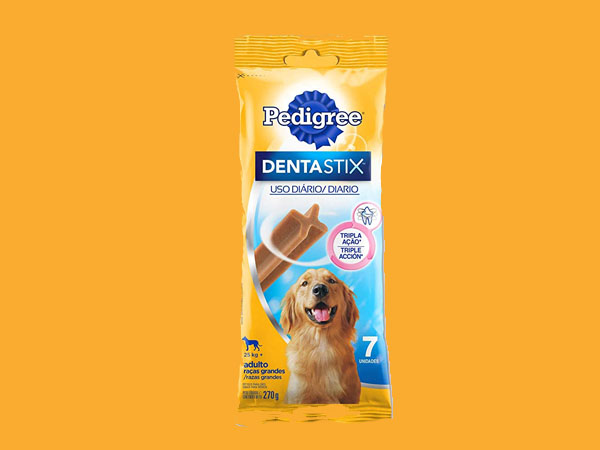 Explore os 5 Melhores Petiscos para Limpar os Dentes do seu Cão